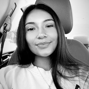 Meet your Posher, Jackelin